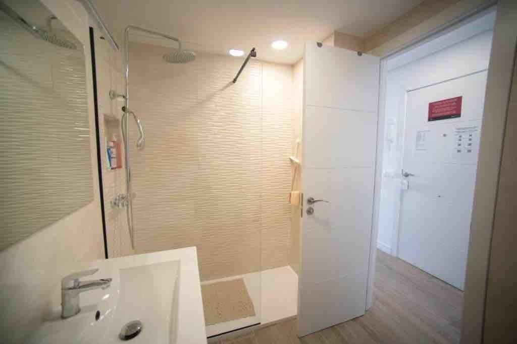 Renovated In With Great Sunset *